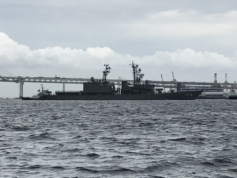 DD-153 ゆうぎり（横浜港 大さん橋埠頭）の写真