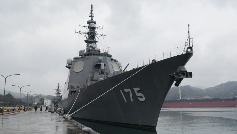 DDG-175 みょうこう（舞鶴港）の写真