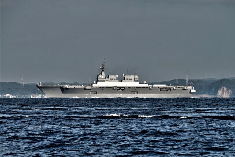 DDH-181 ひゅうがの写真