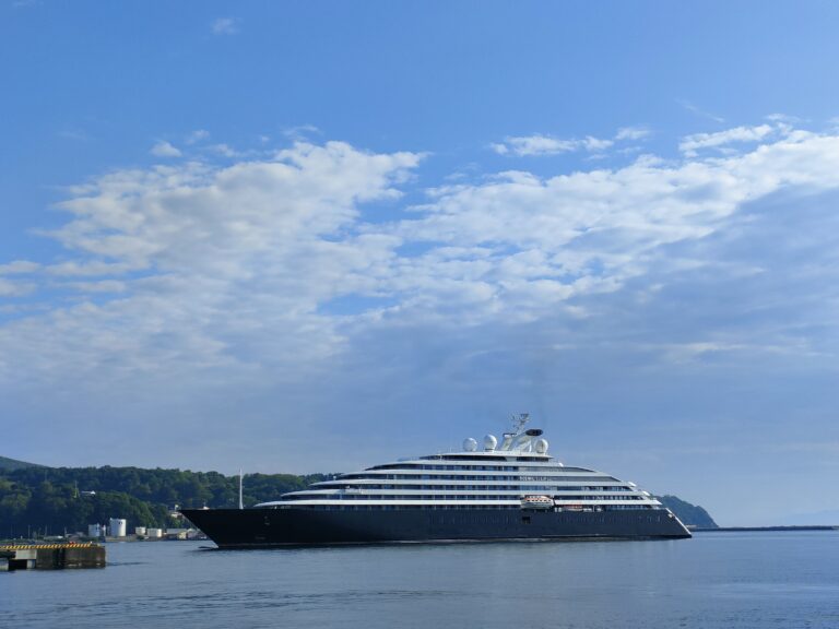 シーニック・エクリプス（小樽港）