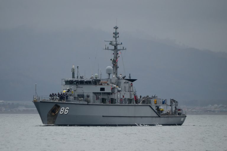 M86 ディアマンティナ（函館港）