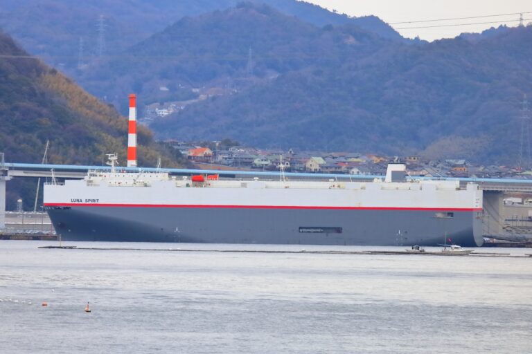 船舶（広島港）