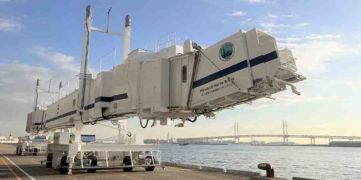 横浜港 大さん橋、三菱製の自走式舶用旅客搭乗橋「MMB」を導入　1月13日から供用開始