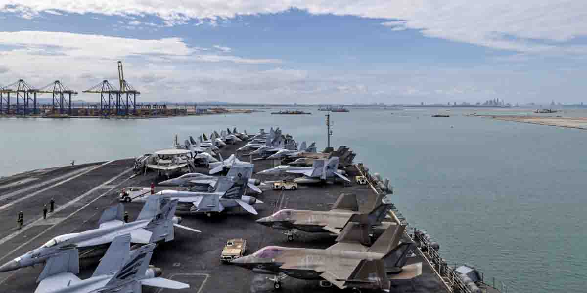 米空母「エイブラハム・リンカーン」、タイ・レムチャバンに寄港
